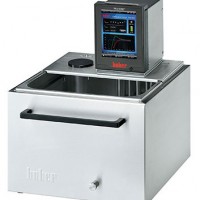 Huber 加熱型不銹鋼浴槽循環(huán)器 CC-215B