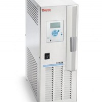 賽默飛 Polar Accel 250 LC 冷卻/加熱循環(huán)器
