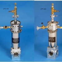 Janis 液氮型低溫恒溫器（樣品置于真空中）