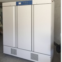 恒溫恒濕箱150L