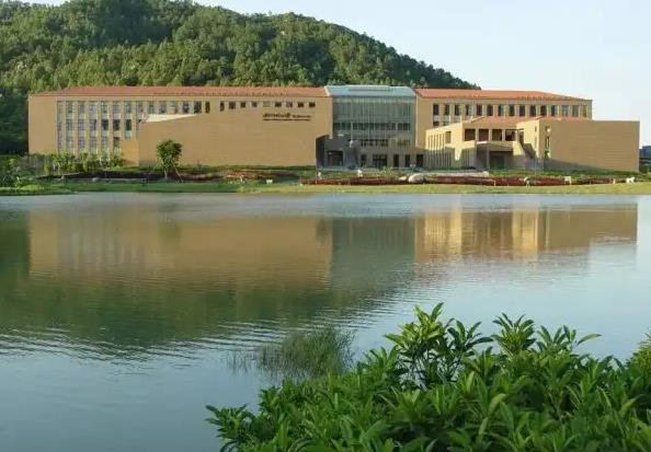 北京師范大學(xué)珠海校區(qū)預(yù)算291萬 采購總有機鹵素分析儀、高密度電法儀等設(shè)備