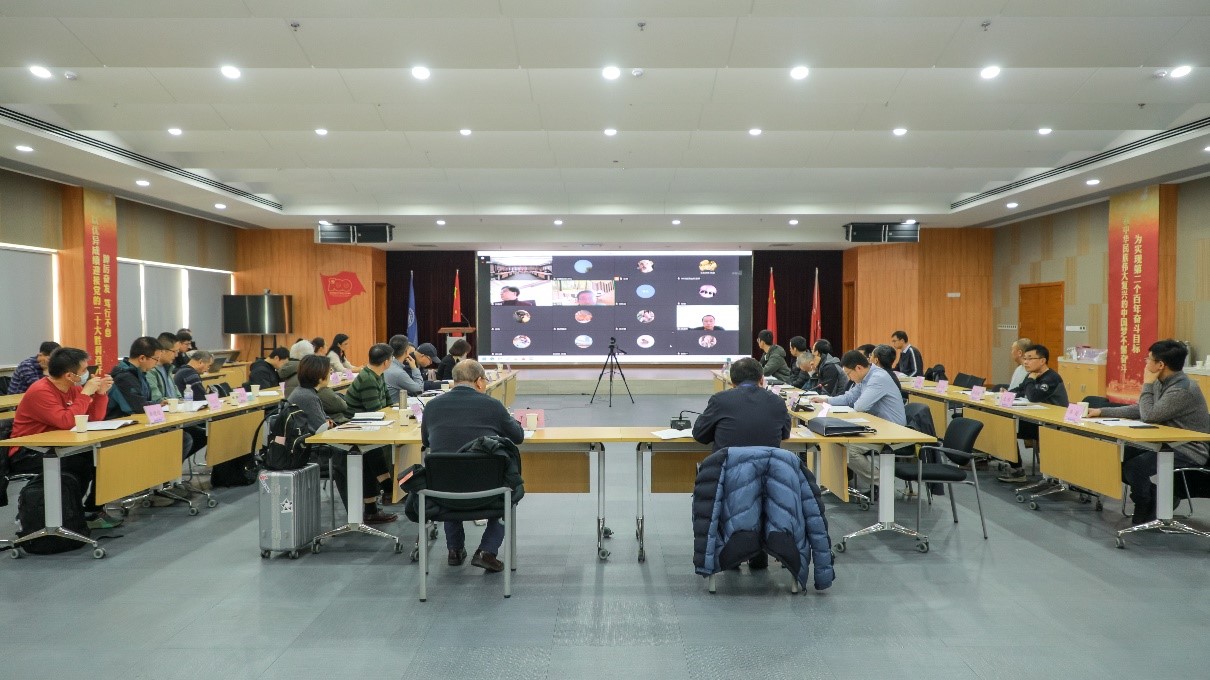 高分辨率二次離子質(zhì)譜儀研制