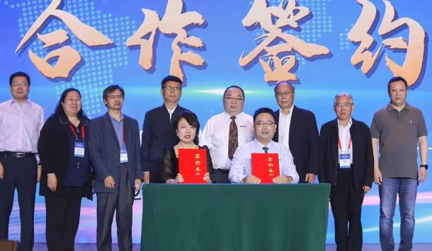 珀金埃爾默與依利特科技